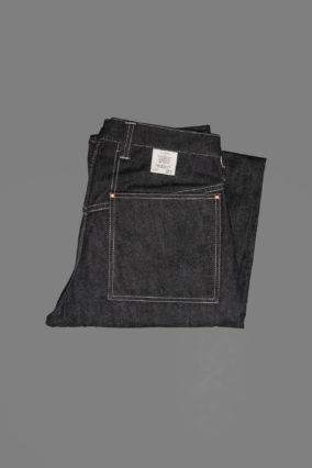 Type 127 Slim Tapered Jeans