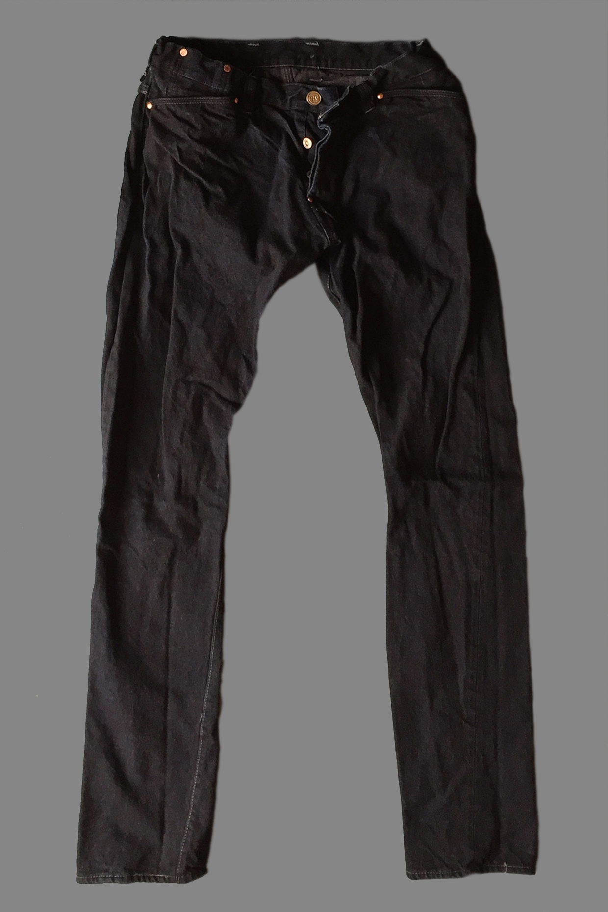 Type 127 Slim Tapered Jeans