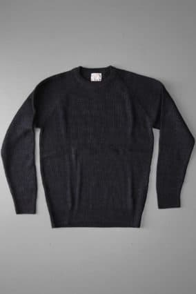 Type 723 Long Sleeve Raglan Pullover