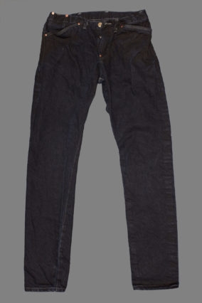 Type 127 Slim Tapered Jeans