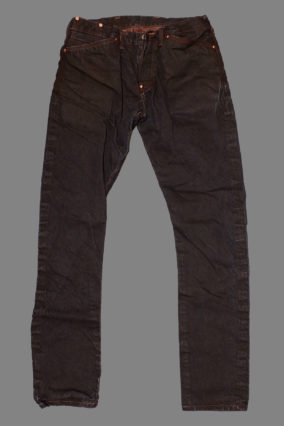 Type 127 Slim Tapered Jeans