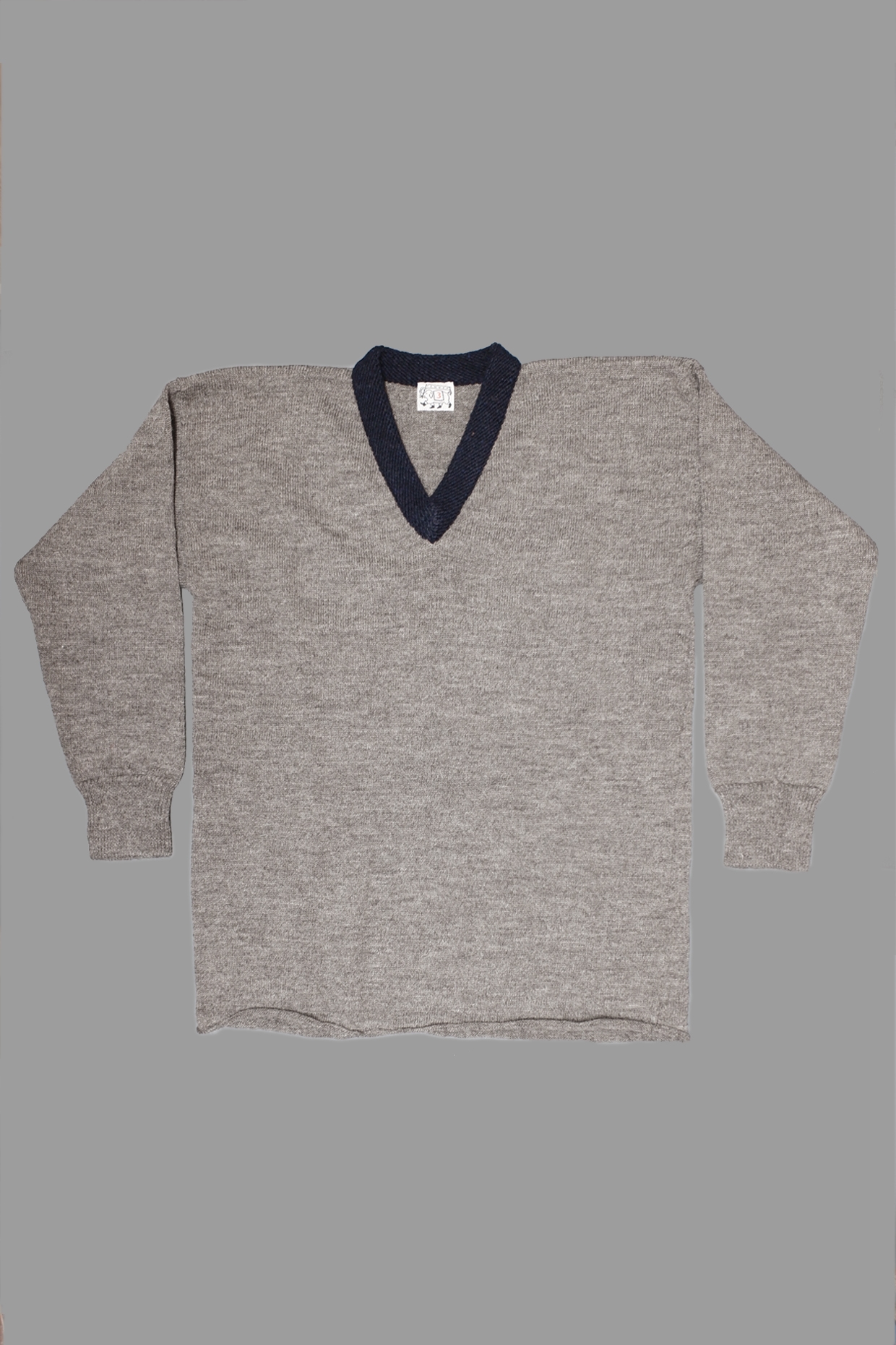 Type 757 Donegal Edge Ryeland V Neck Pullover