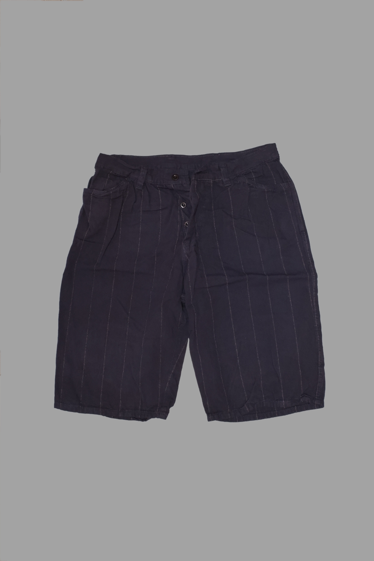 Type 142 Pleat Back Shorts