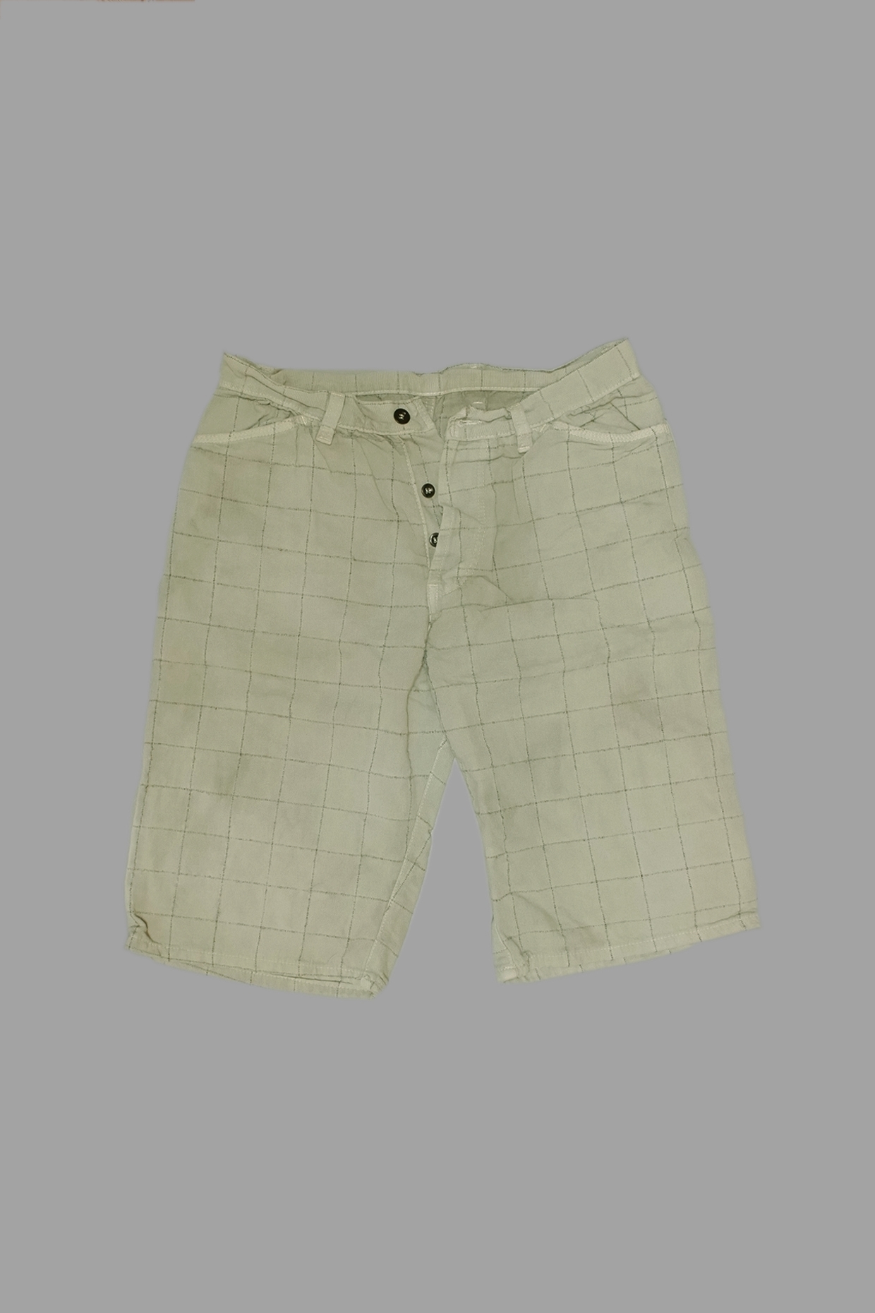 Type 142 Pleat Back Shorts