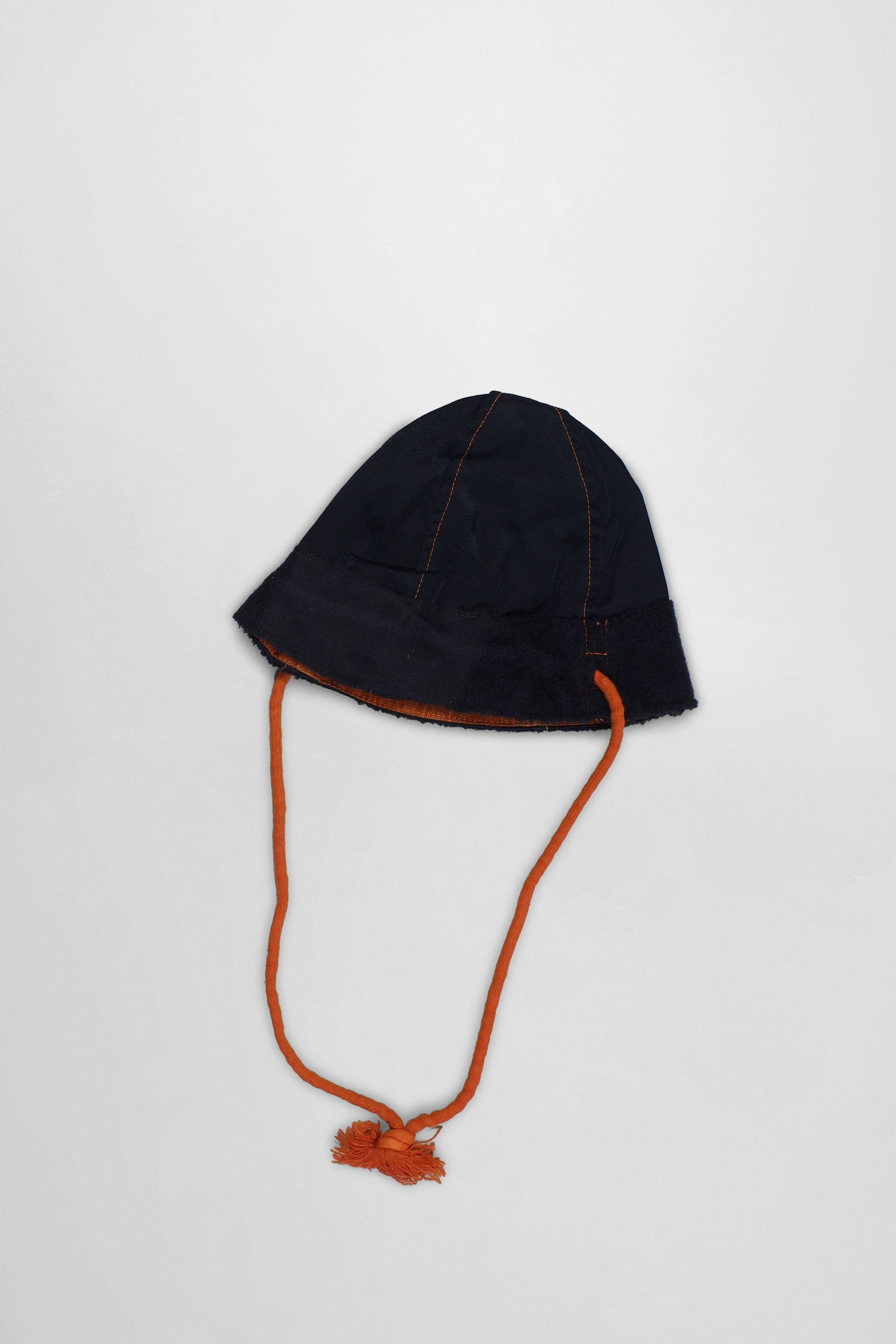 Working Seer Hat On A String image 1